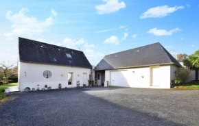 Cozy Home In Esquay-Sur-Seulles With Wifi